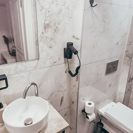 La Luna Cunda Ayvalı