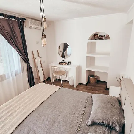 La Luna Cunda * Айвалык